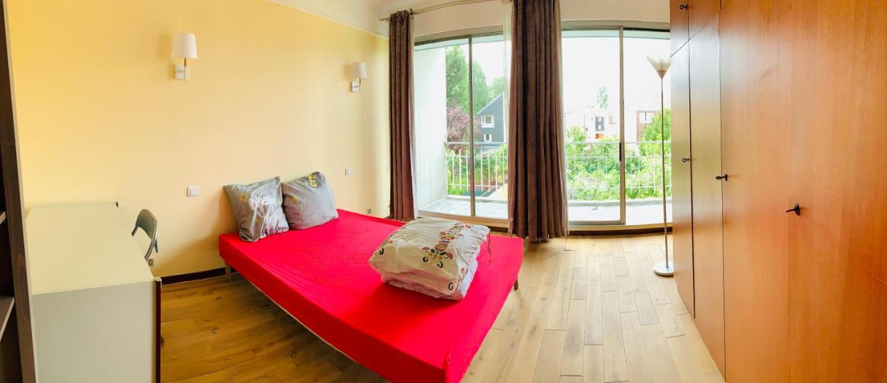 Confortable-House Vitry-sur-Seine Exteriör bild